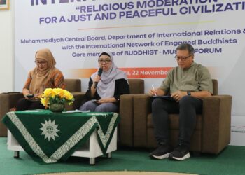 Moderation and Civilization Spotlighted in Muhammadiyah-INEB Diapraxis