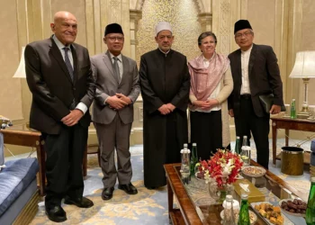Grand Imam of Al Azhar Ahmed El-Tayeb Lauds Muhammadiyah Global Contributions