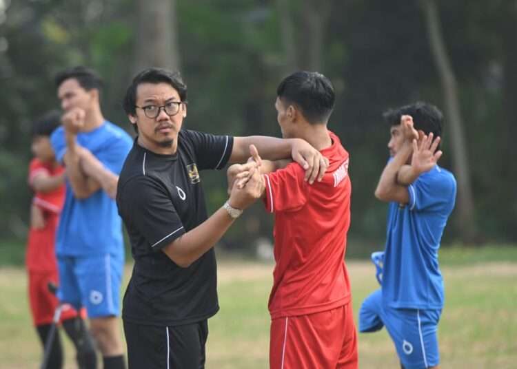 UNISA Yogyakarta Physiotherapists Boost Indonesian Amputee Football Team