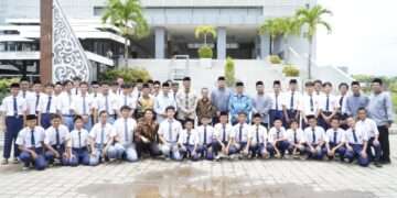 Minister of Public Works Praises Muhammadiyah Commitment to Education Development