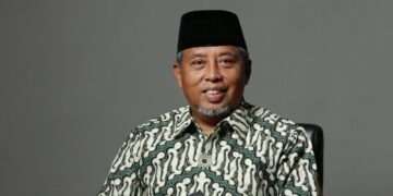 Chairperson of Muhammadiyah Central Board (PP Muhammadiyah), dr. Agus Taufiqurrahman, urged medical students to reflect deeply on the purpose of their profession. 