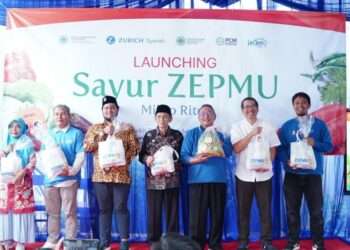 MPM and Zurich Syariah Launch ‘Sayur ZEPMU’ to Aid Cianjur Farmers