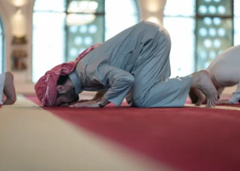 Understanding the Three Types of Prostration in Islam: Sujud Syukur, Tilawah, and Sahwi