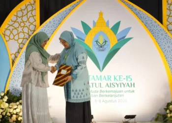 As Her Term Ends, Ariati Dina Passes the Baton to the Next Generation