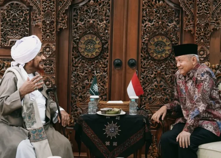 Muhammadiyah Welcomes Habib Umar bin Hafiz to Discuss Religious Cooperation and Palestine